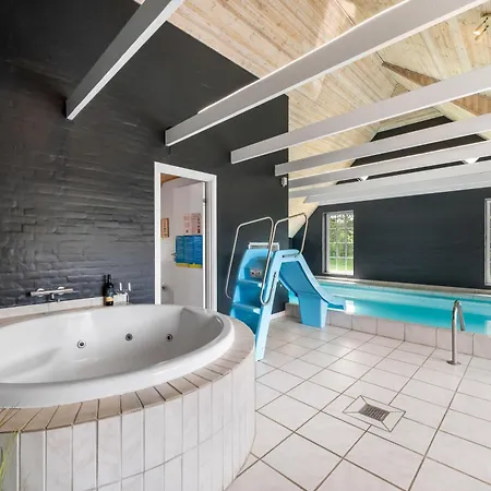 Large Pool House With Spa, Sauna And Lovely Outdoor Areas Holiday home Ulfborg