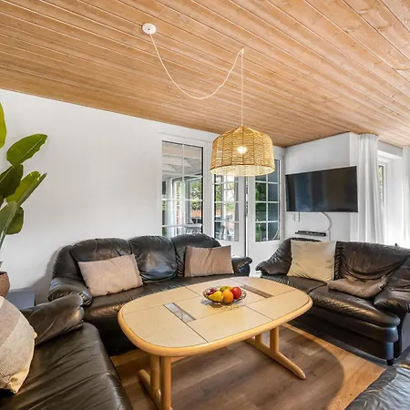 Large Pool House With Spa, Sauna And Lovely Outdoor Areas Feriehus *